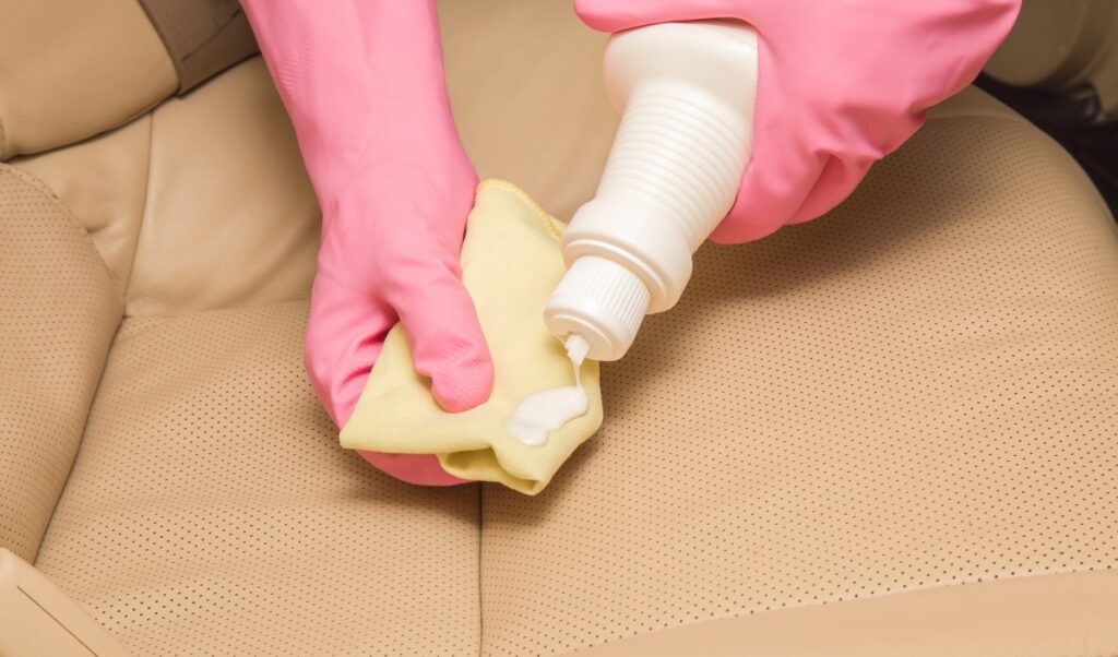 How to Remove Ink From Leather featured image