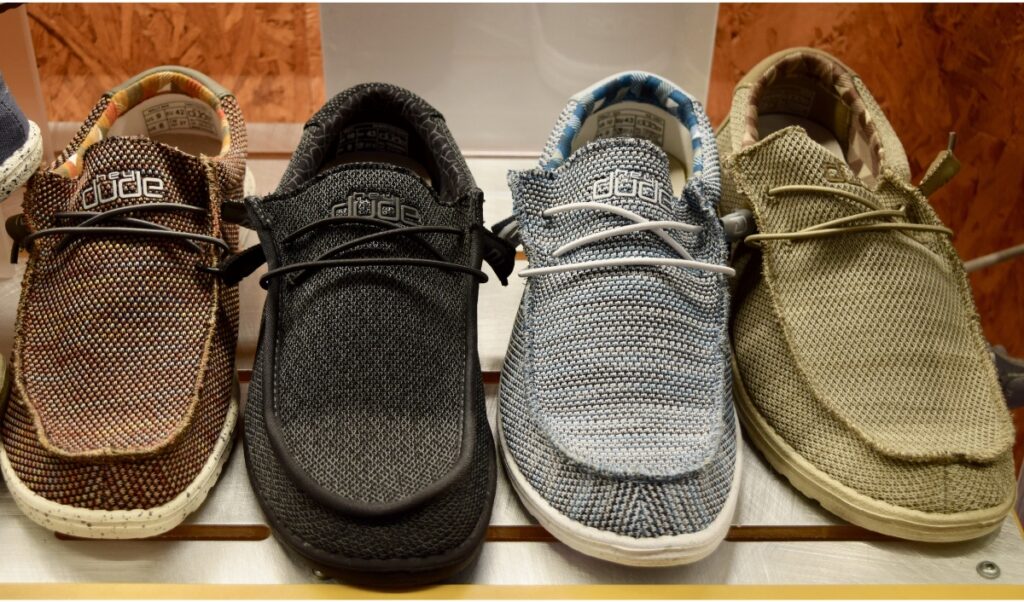 How to wash Hey Dude shoes featured image